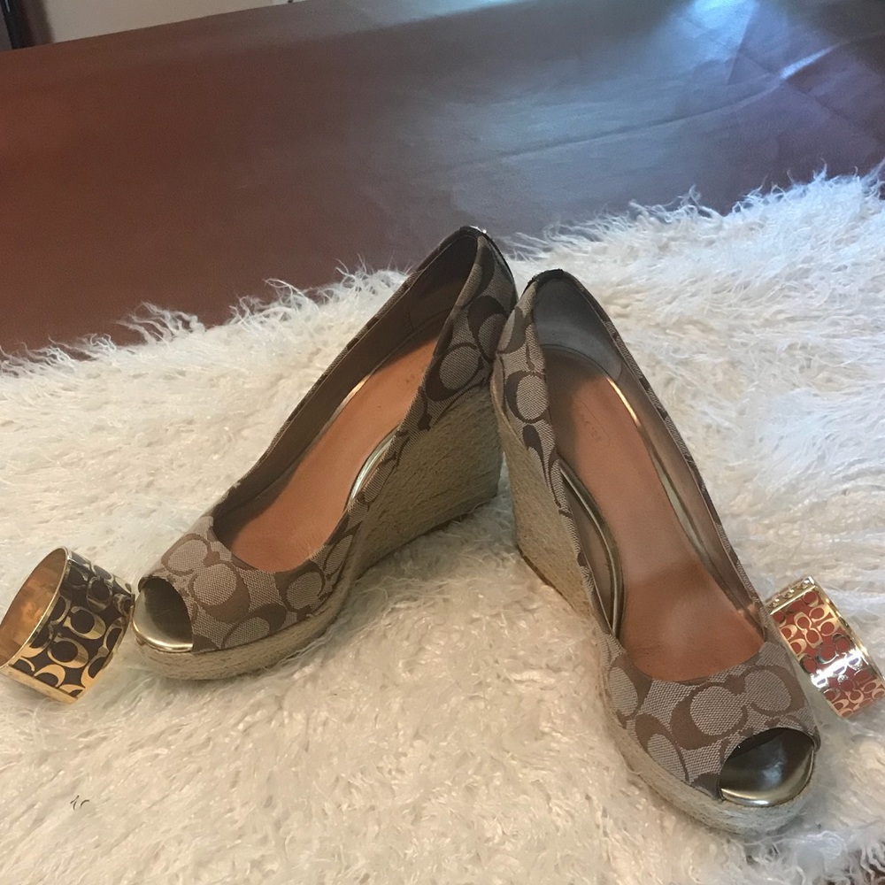 Coach wedges